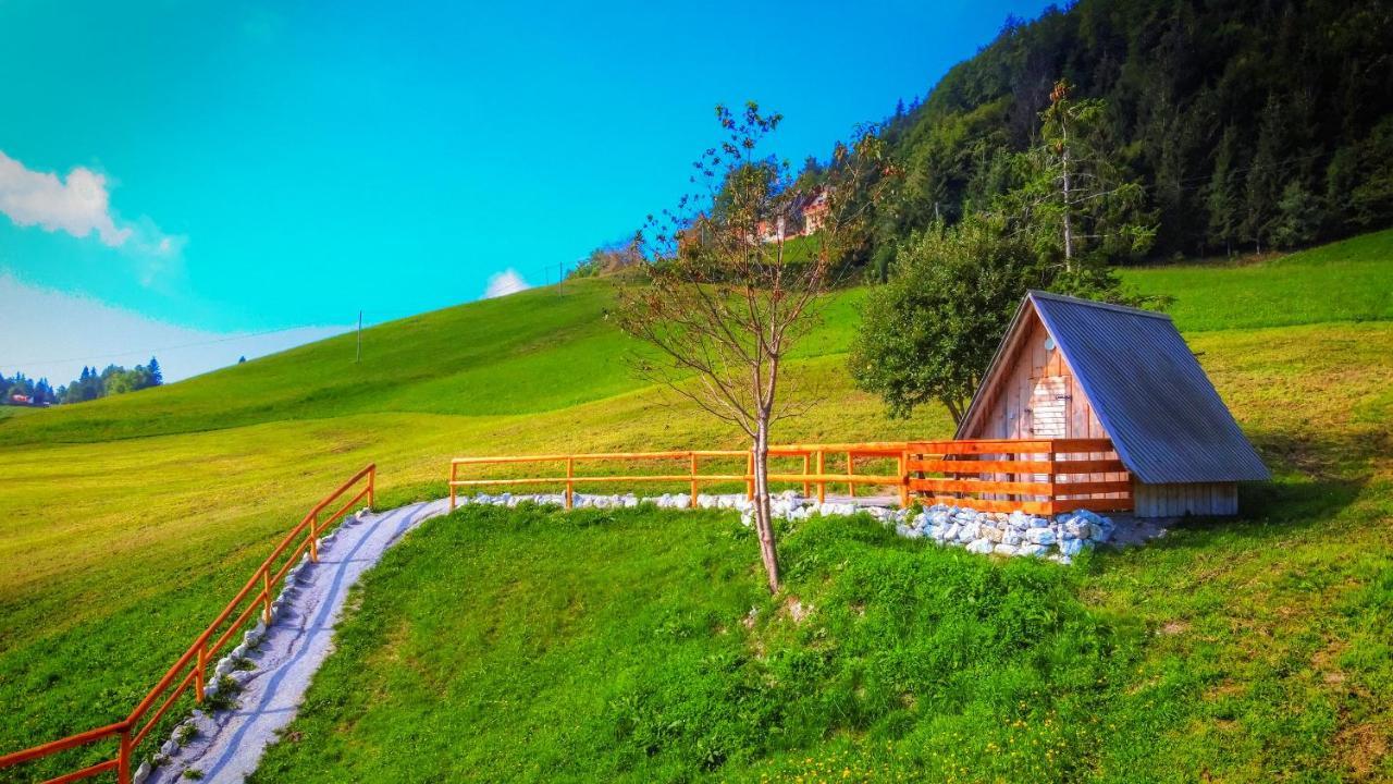 Hotel Glamping Vrhovc Zelezniki Exterior foto
