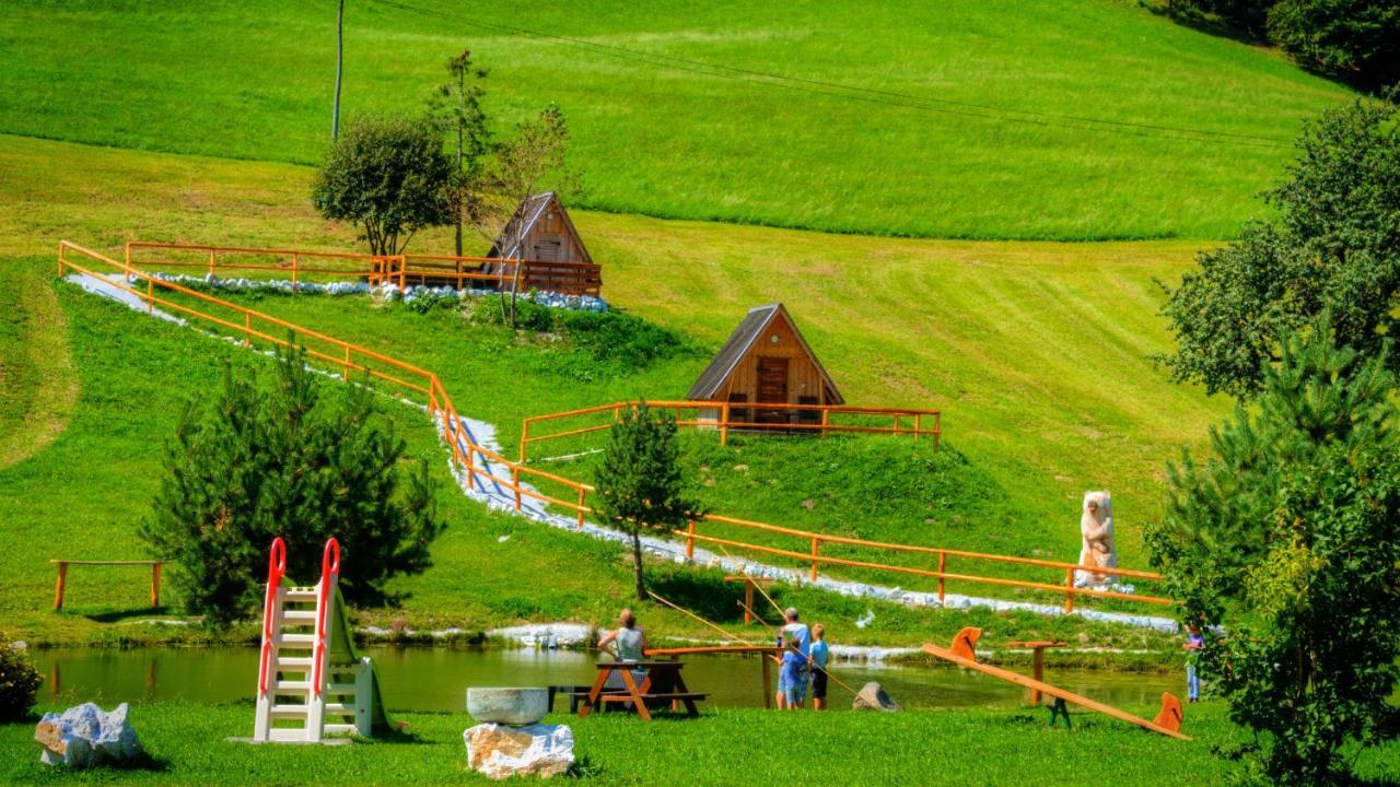 Hotel Glamping Vrhovc Zelezniki Exterior foto