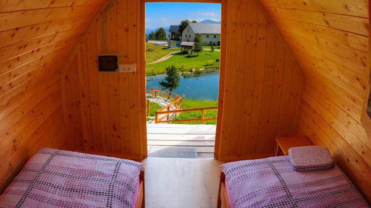 Hotel Glamping Vrhovc Zelezniki Exterior foto