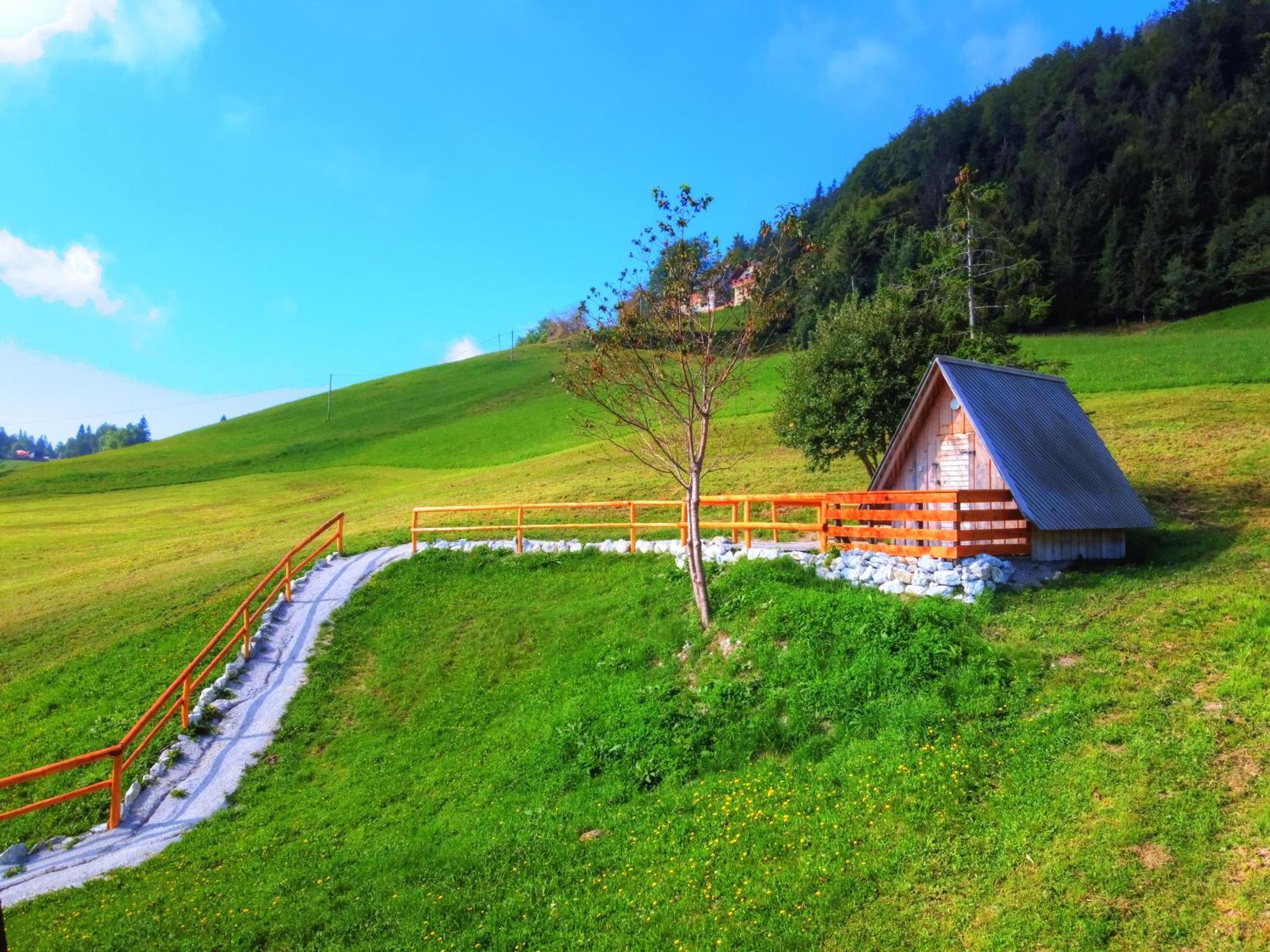 Hotel Glamping Vrhovc Zelezniki Exterior foto